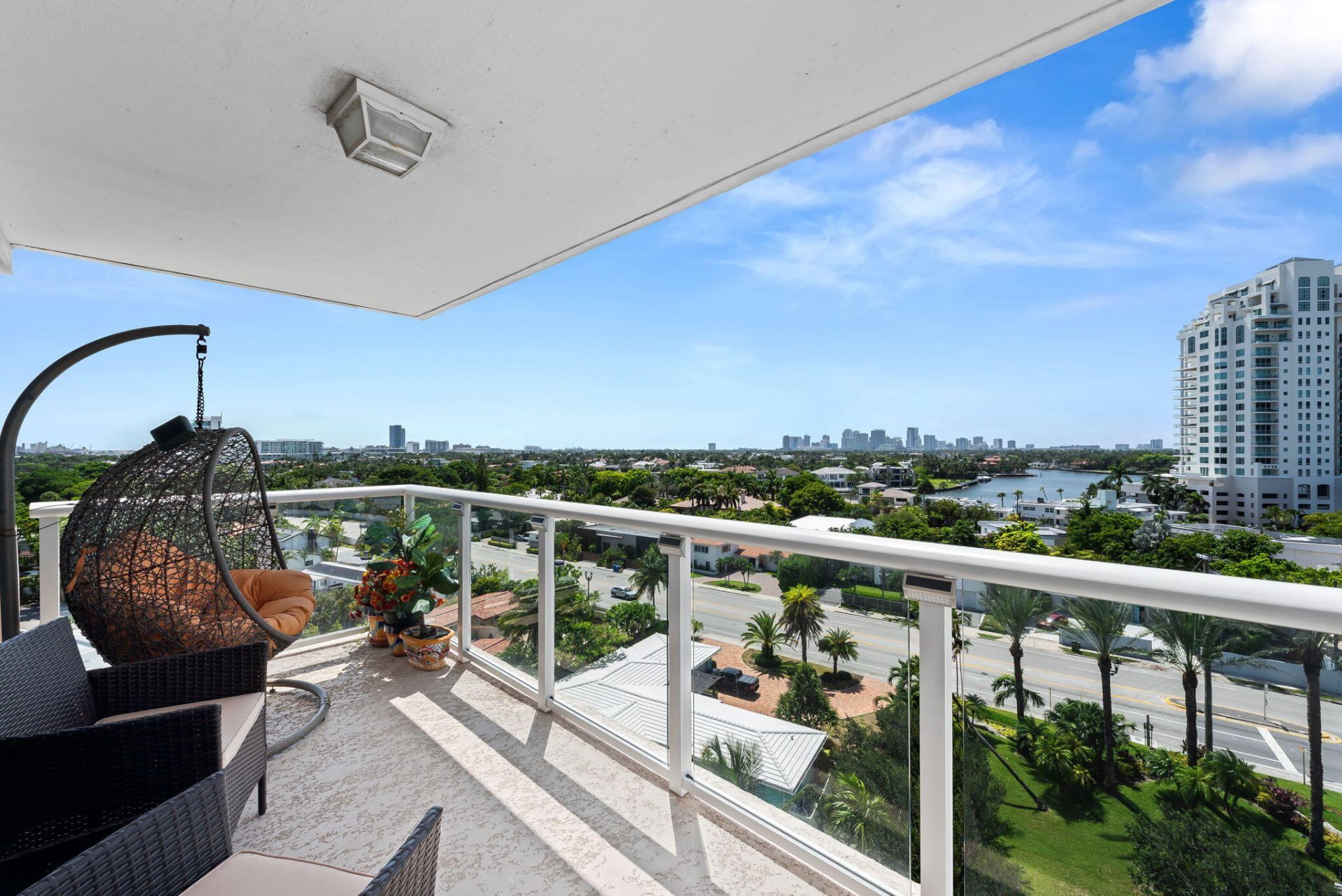 3000 Holiday Drive, Unit 905, Fort Lauderdale, FL 33316 Photo