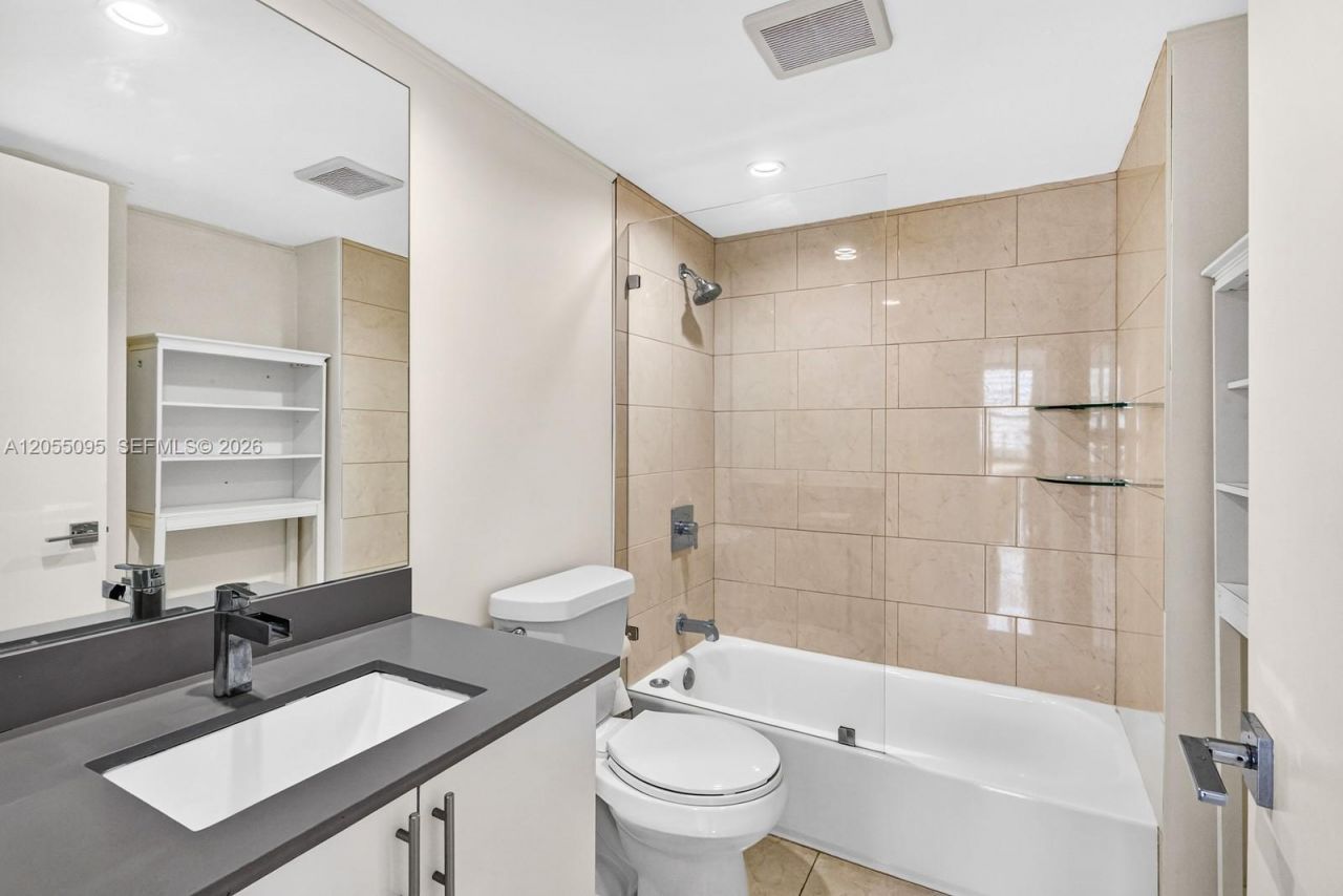 1901 Brickell Ave, Unit B1109, Miami, FL 33129 Photo