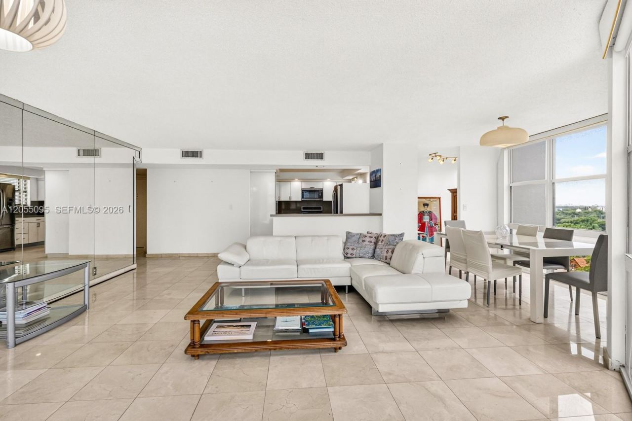 1901 Brickell Ave, Unit B1109, Miami, FL 33129 Photo