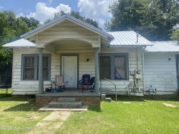 517 S 5th Street, McComb, MS 39648