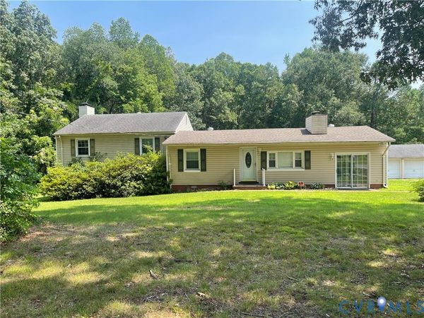 10105 Family Lane , Chesterfield, VA 23832