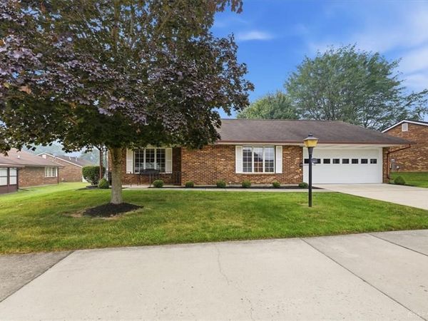 1045 Bradford Drive, Springfield, OH 45503