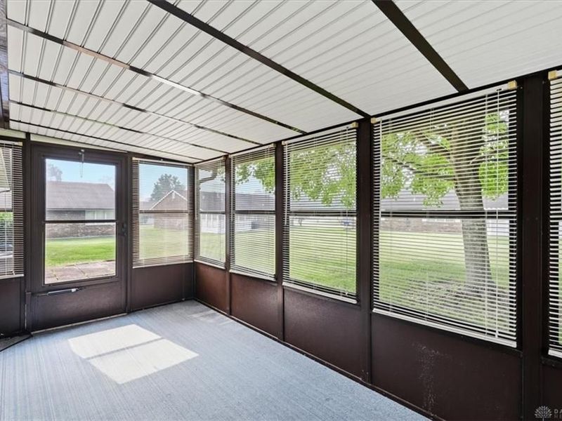 1045 Bradford Drive, Springfield, OH 45503 Photo 25