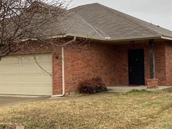 1713 W Palm Place, Oklahoma City, OK 73128
