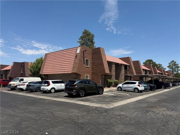 5140 Indian River Drive, Unit 306, Las Vegas, NV 89103