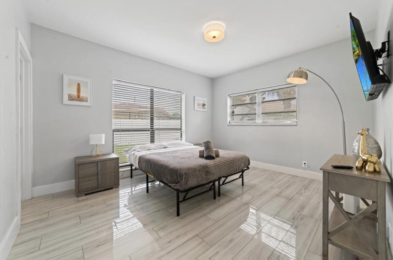 371 Kentucky Avenue, Fort Lauderdale, FL 33312 Photo