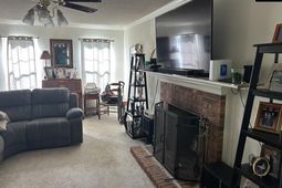 119 Chippenham Circle  photo 4