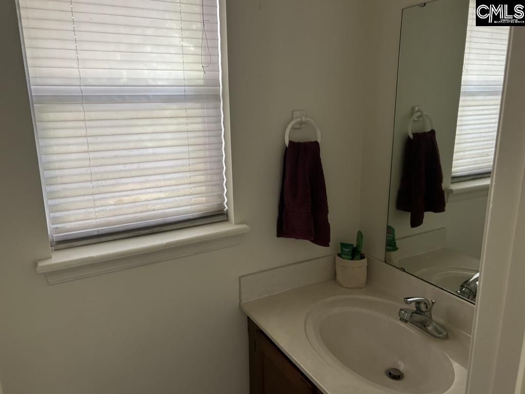 119 Chippenham Circle  Photo 7