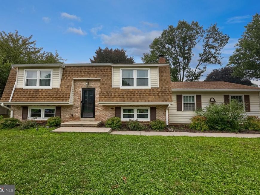 33 Country Side Lane, Leola, PA 17540 Main Photo
