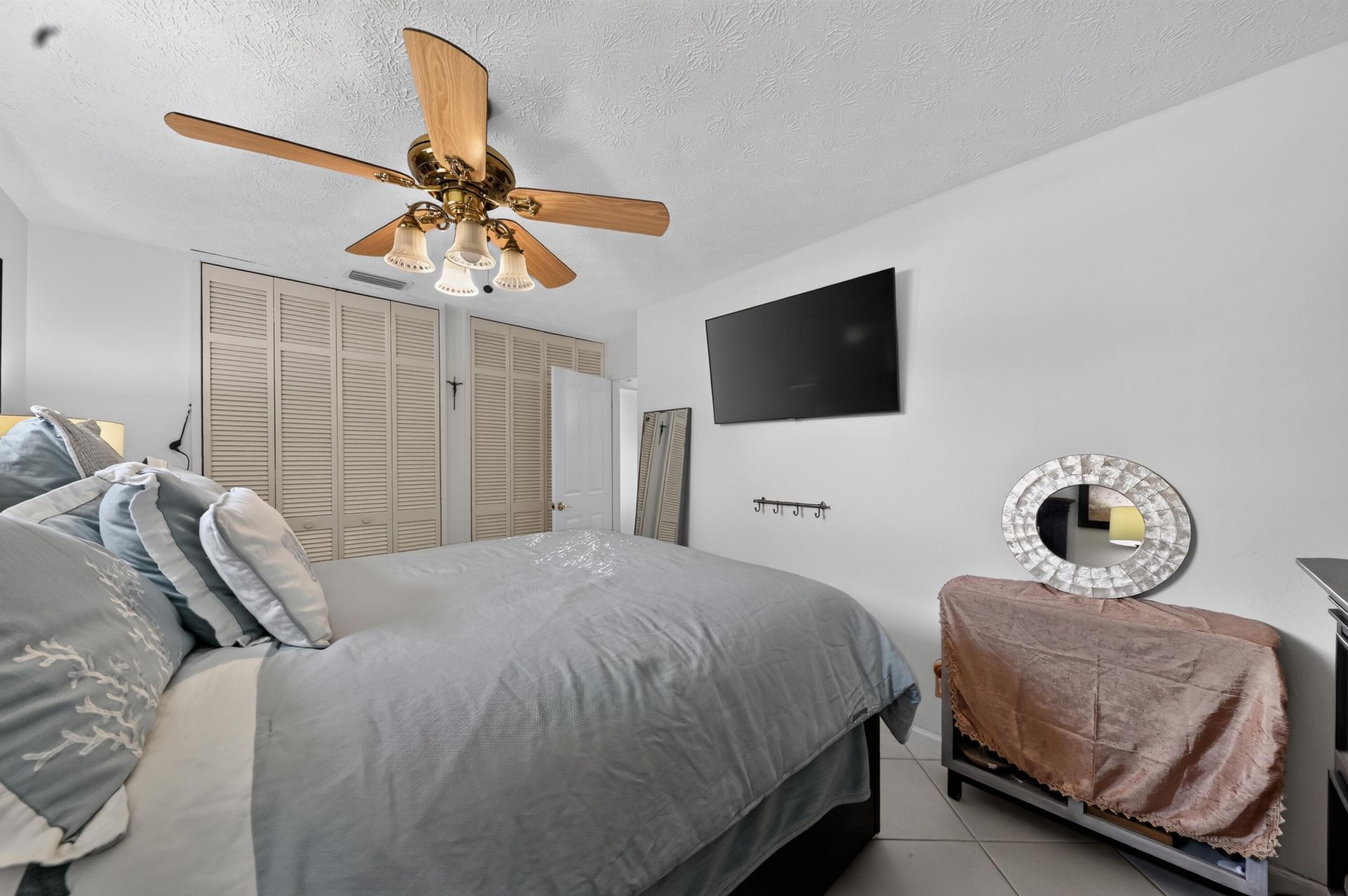 5826 Churchill Court, West Palm Beach, FL 33405 Photo
