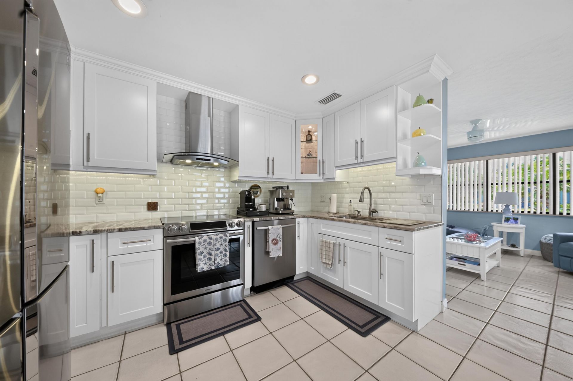 5826 Churchill Court, West Palm Beach, FL 33405 Photo