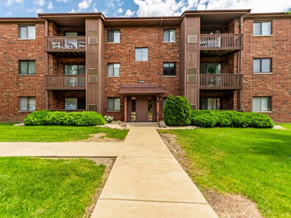 15805 Peggy Lane , Oak Forest, IL 60452