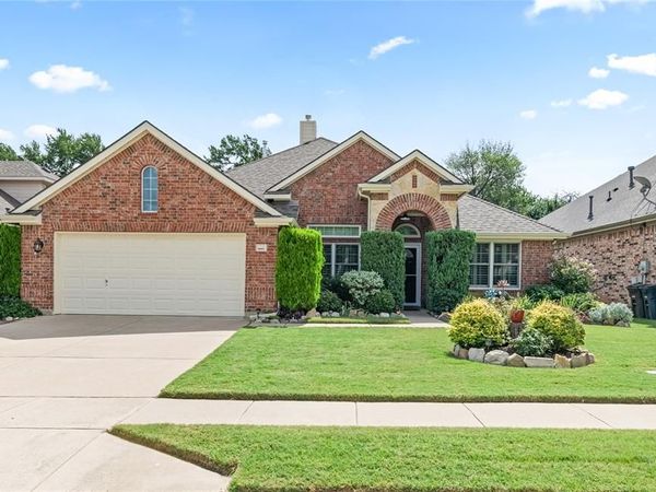 15664 Sweetpine Lane , Fort Worth, TX 76262