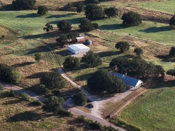 2992 County Road 2400 , Lometa, TX 76853