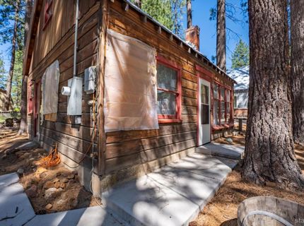 1065 Moss Road, South Lake Tahoe, CA 96150 Photo