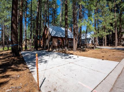 1065 Moss Road, South Lake Tahoe, CA 96150 Photo