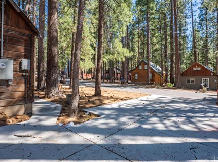 1065 Moss Road, South Lake Tahoe, CA 96150 Photo