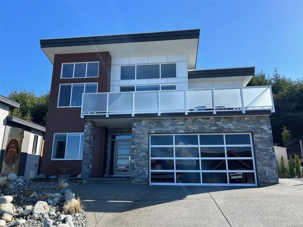 6089 Sansum Dr , Duncan, BC V9L 0B3