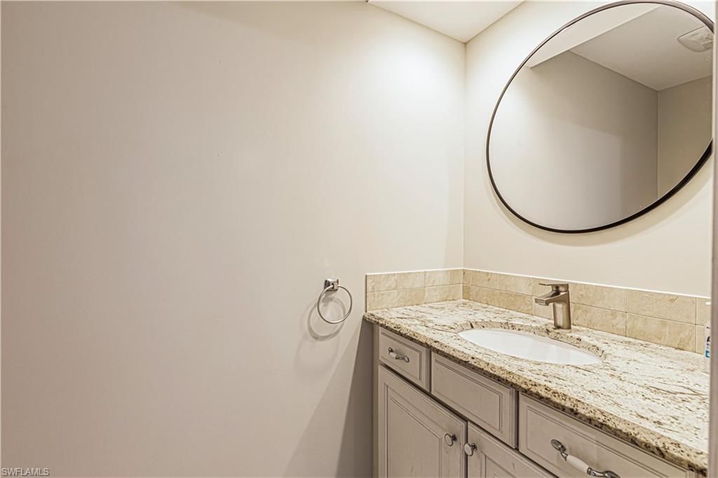 1050 6th St S, Unit 1050, Naples, FL 34102 Photo
