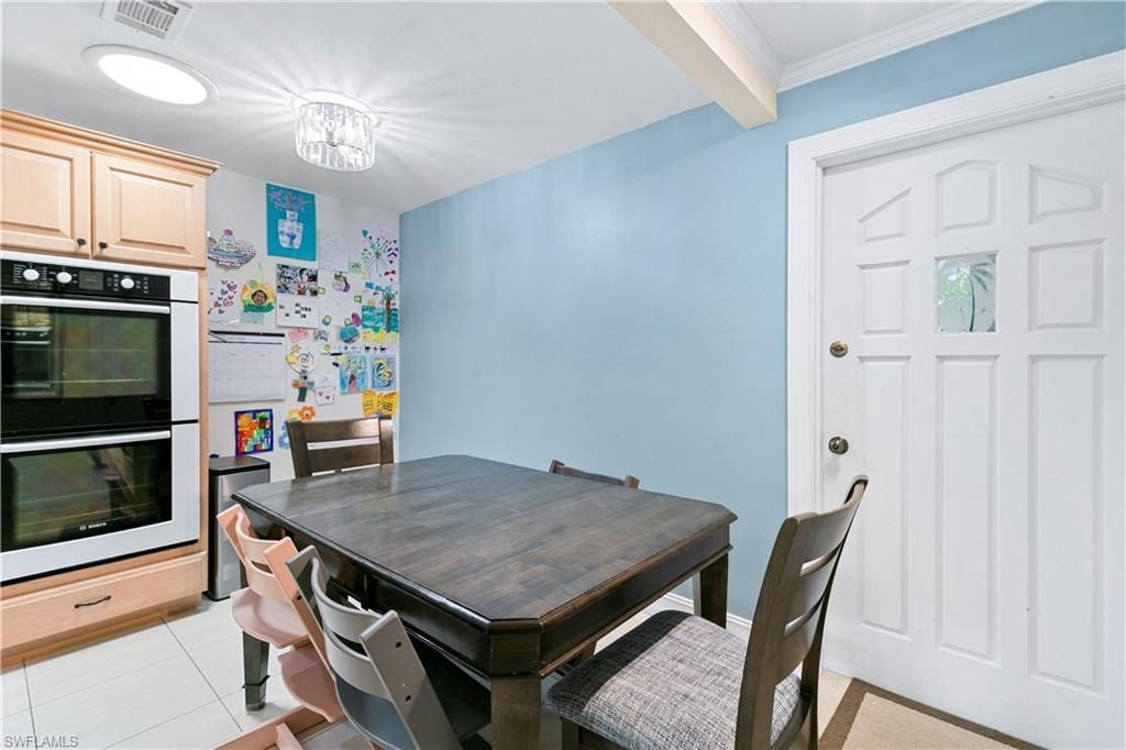 1050 6th St S, Unit 1050, Naples, FL 34102 Photo