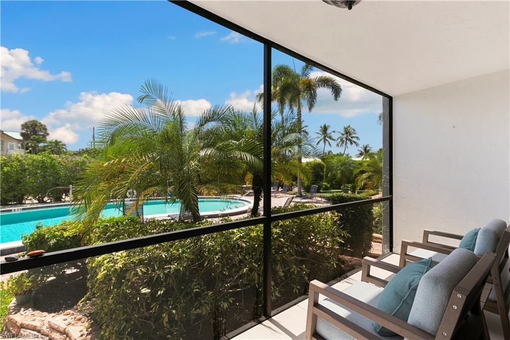 1050 6th St S, Unit 1050, Naples, FL 34102 Photo