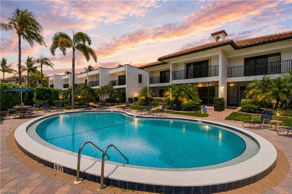 1050 6th St S, Unit 1050, Naples, FL 34102 Photo