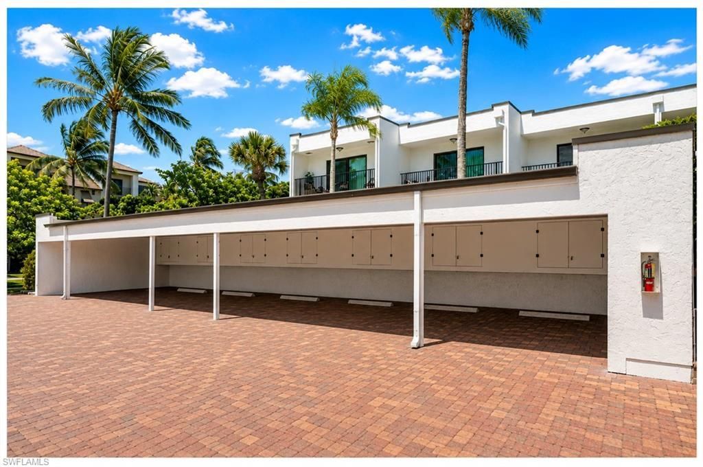 1050 6th St S, Unit 1050, Naples, FL 34102 Photo