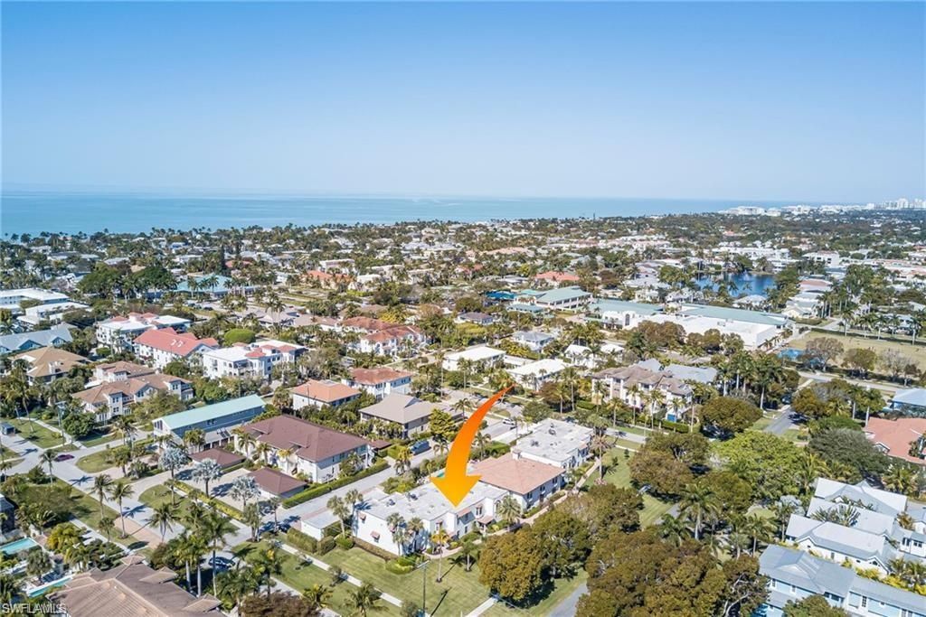 1050 6th St S, Unit 1050, Naples, FL 34102 Photo