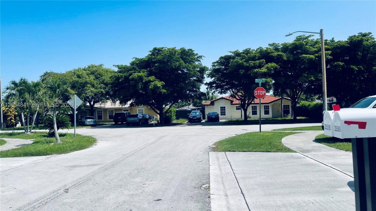 25586 SW 138th Pl, Homestead, FL 33032 Photo