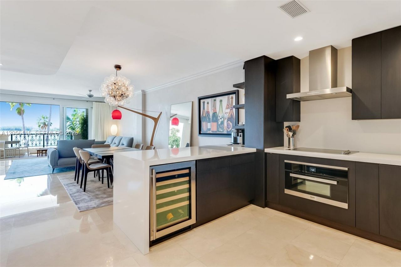 2133 Fisher Island Dr, Unit 2133, Miami Beach, FL 33109 Photo