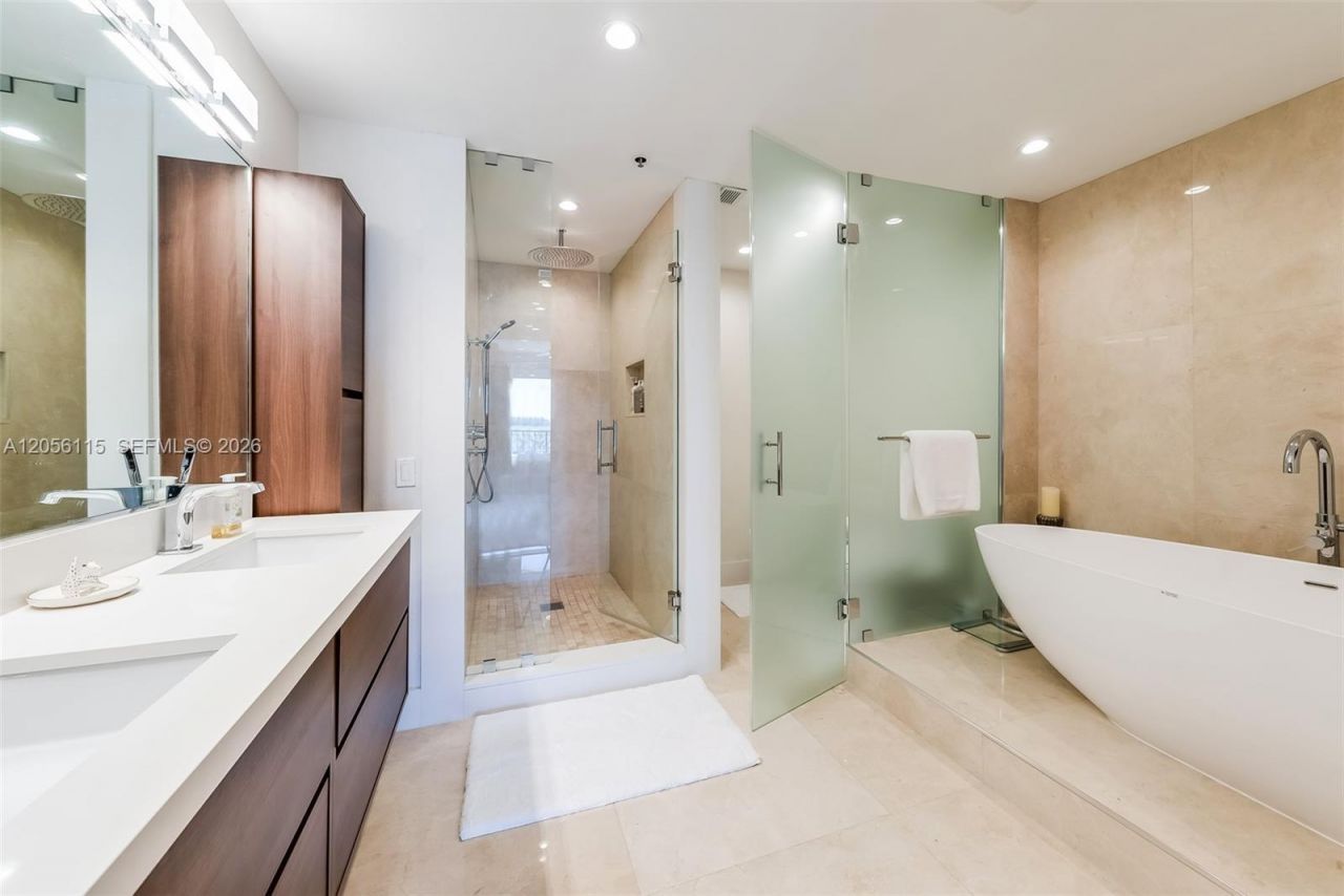2133 Fisher Island Dr, Unit 2133, Miami Beach, FL 33109 Photo