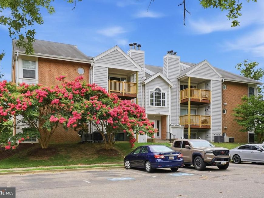 201 Water Fountain Court, Unit 202, Glen Burnie, MD 21060 Main Photo