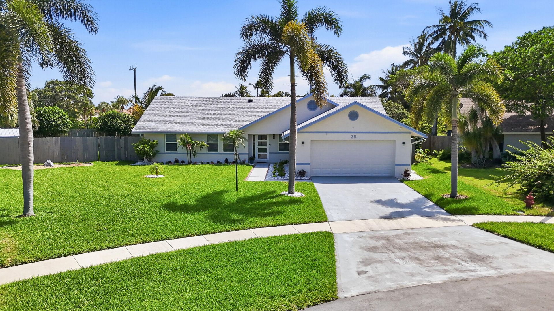 25 Cedar Circle, Boynton Beach, FL 33436 Photo