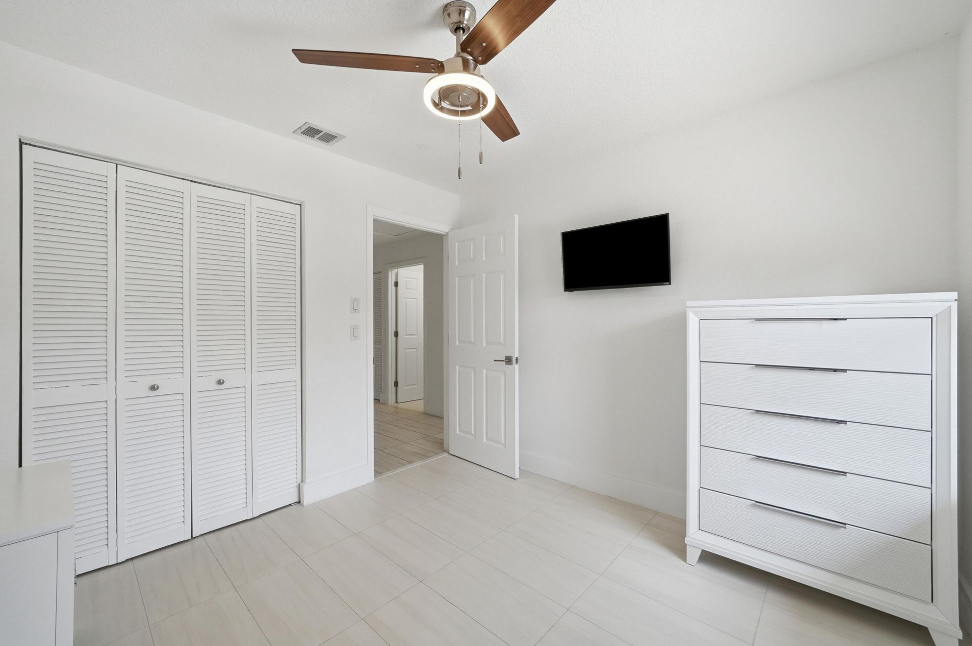 25 Cedar Circle, Boynton Beach, FL 33436 Photo