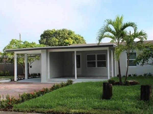 241 NE 55th St, Fort Lauderdale, FL 33334