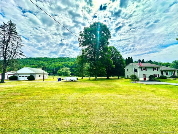 5089 State Route 52 , Jeffersonville, NY 12748