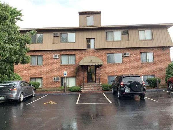 75 Log Street, Unit 3-H, Manchester, NH 03102