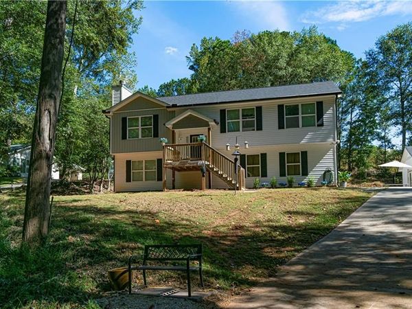 3336 Donna Way , Gainesville, GA 30504
