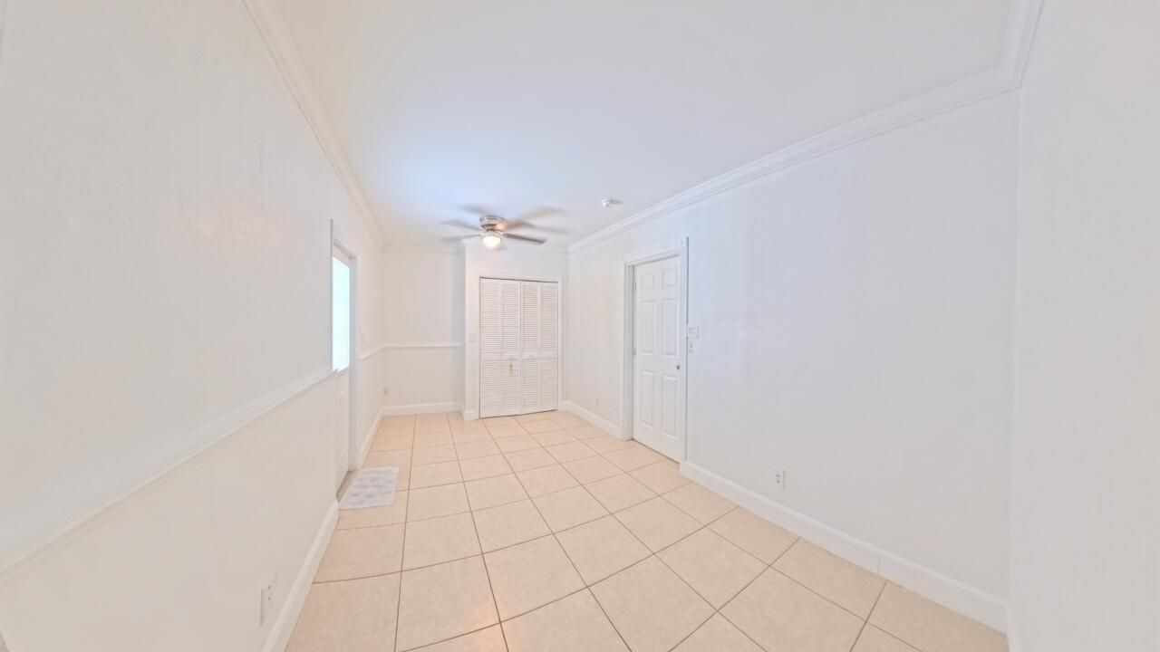407 NW 7th Street, Unit B, Boynton Beach, FL 33426 Photo