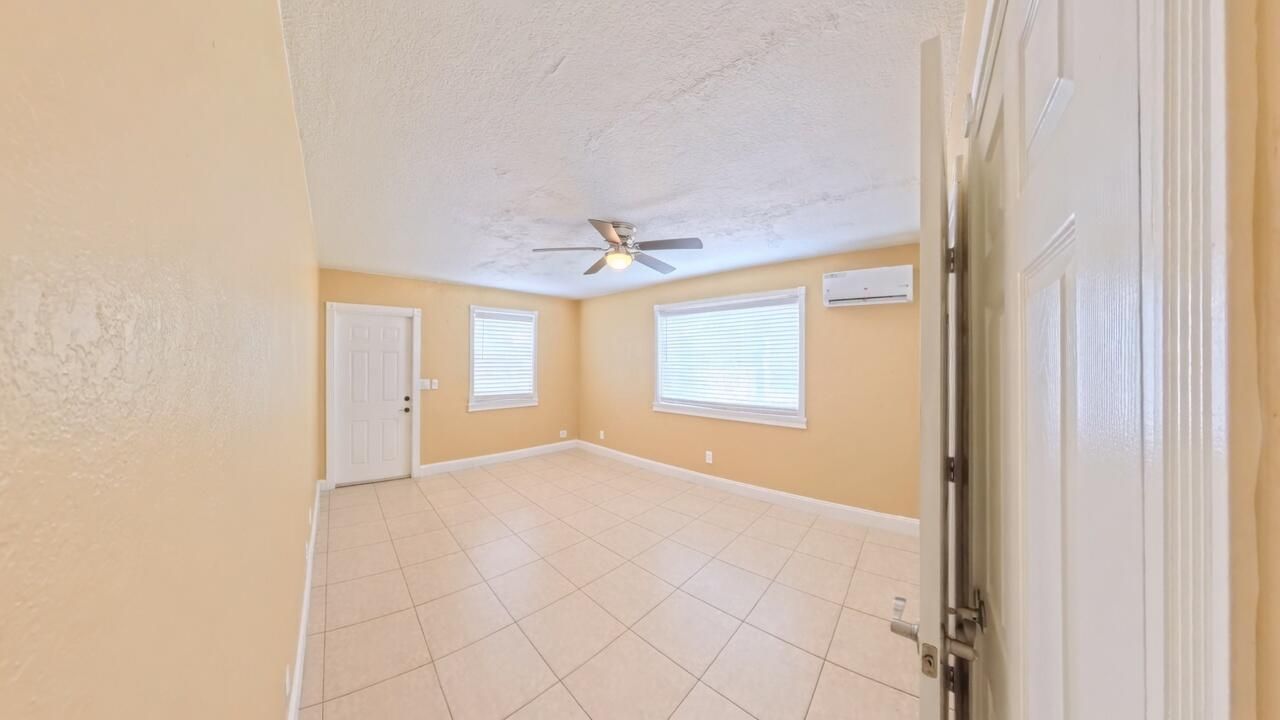 407 NW 7th Street, Unit B, Boynton Beach, FL 33426 Photo