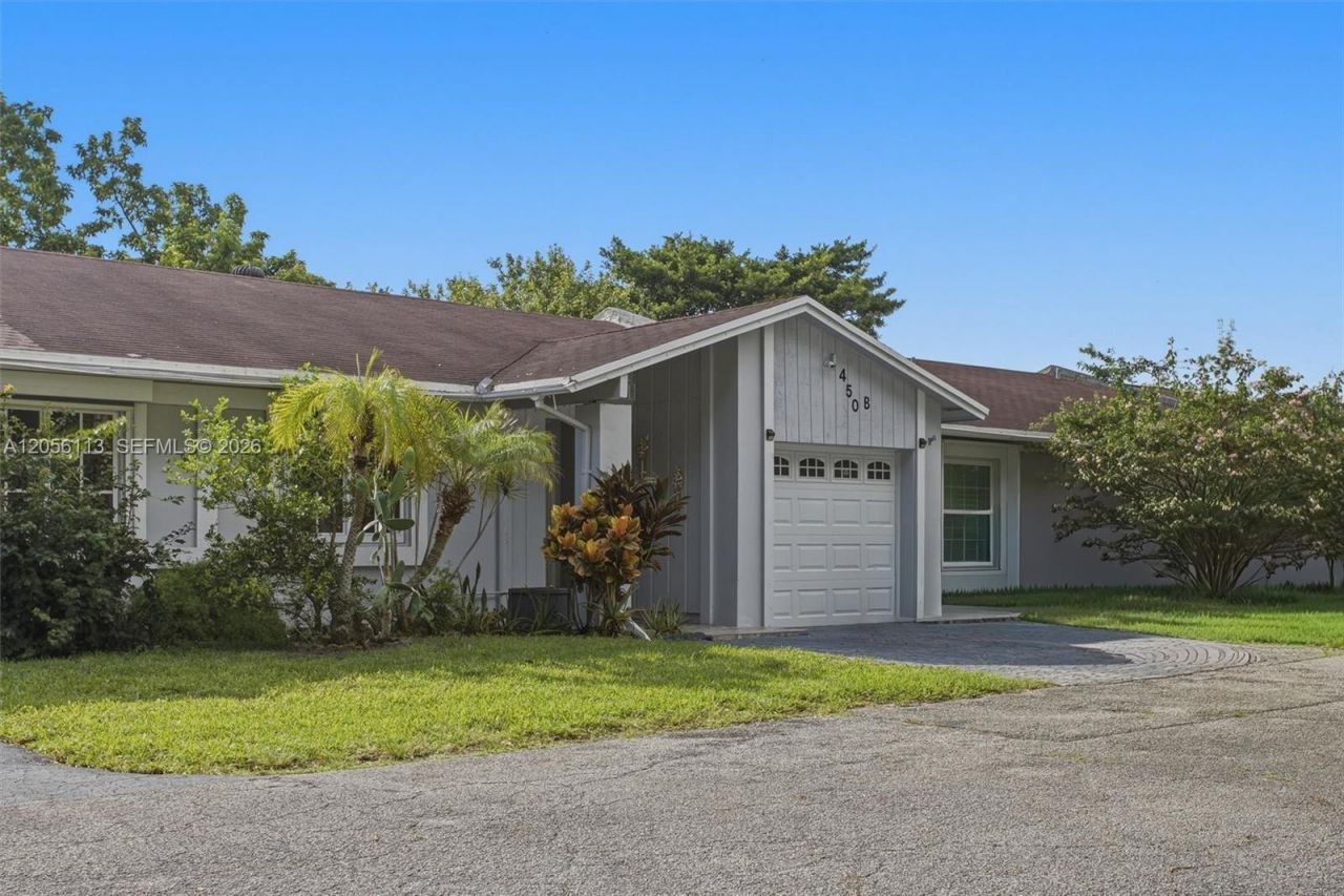450 E Lakewood Cir E , Unit B, Margate, FL 33063 Photo