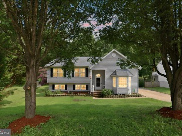 7422 LAURA LANE , FREDERICKSBURG, VA 22407