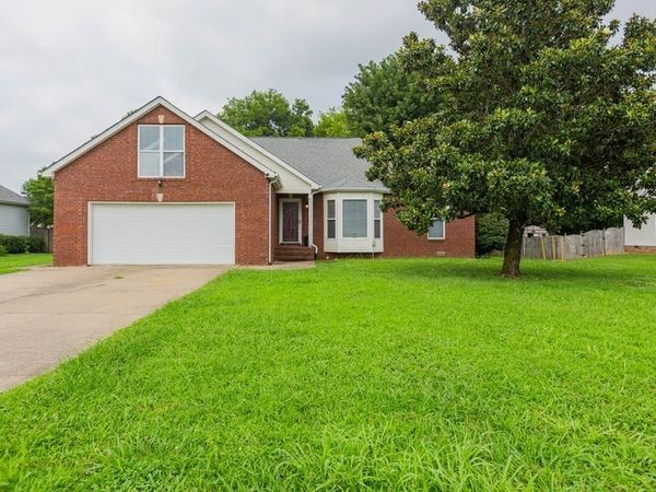 847 Isaac Dr, Clarksville, TN 37040