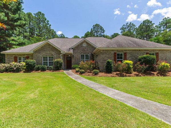 708 Talowah Rd., Purvis, MS 39475