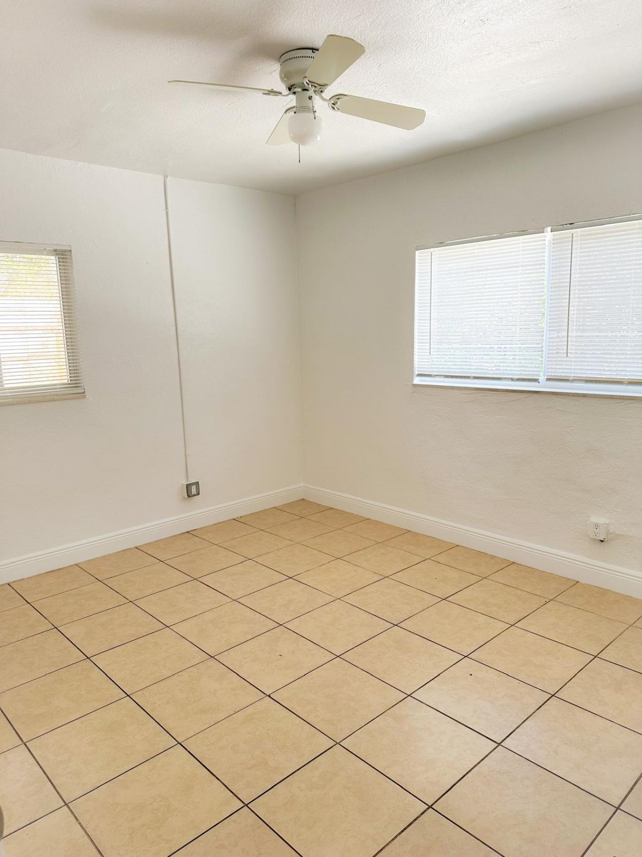 1960 SW 41st Avenue, Unit 6A, Fort Lauderdale, FL 33317 Photo