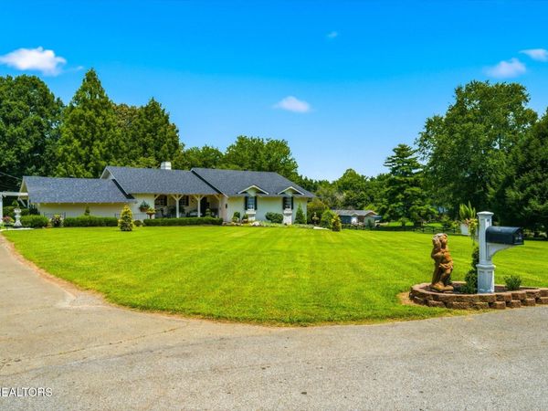 108 Fairlane , Sweetwater, TN 37874