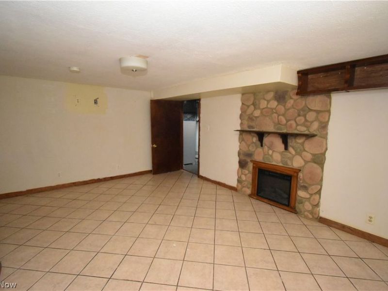 209 Sipple Avenue, Amherst, OH 44001 Photo 38