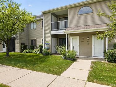 777 Clubhouse Drive, York Twp, MI 48197