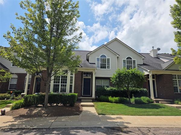 22202 Alexa Drive, Commerce Twp, MI 48390