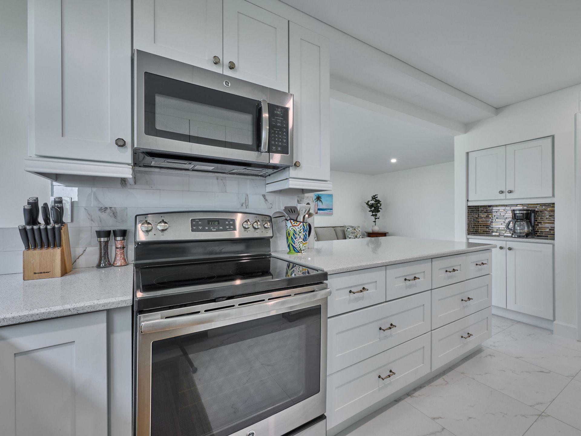 374 Golfview Road, Unit 106, North Palm Beach, FL 33408 Photo